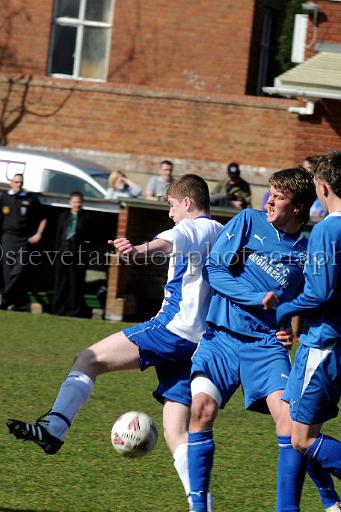 footie1013.jpg - (C)S.FARNDON