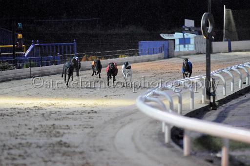 sun19_192.JPG - (C)S.FARNDON