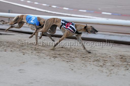 sat25_045.JPG - (C)S.FARNDON
