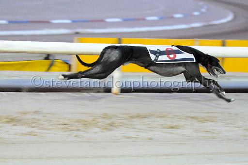 sat25_128.JPG - (C)S.FARNDON