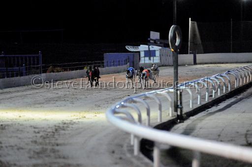 sat25_139.JPG - (C)S.FARNDON