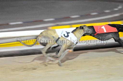sat25_166.JPG - (C)S.FARNDON