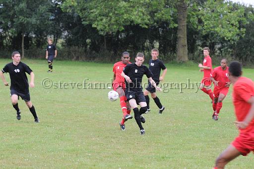 Bedworth_010.JPG - (C)S.FARNDON