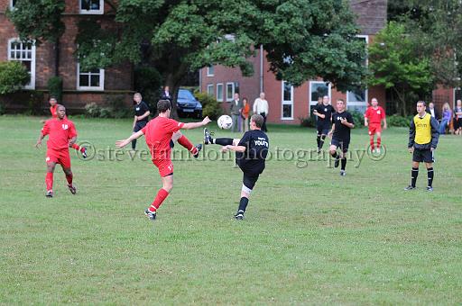 Bedworth_038.JPG - (C)S.FARNDON