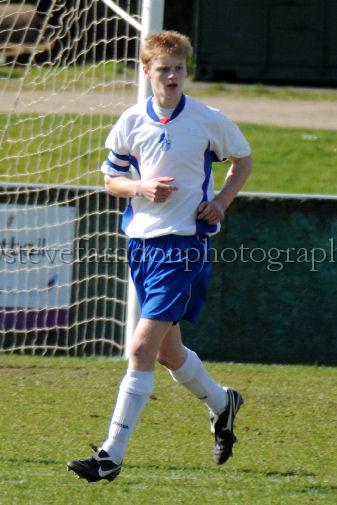 footie1007.jpg - (C)S.FARNDON