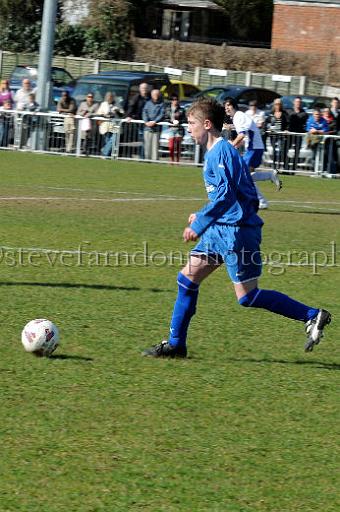 footie1016.jpg - (C)S.FARNDON
