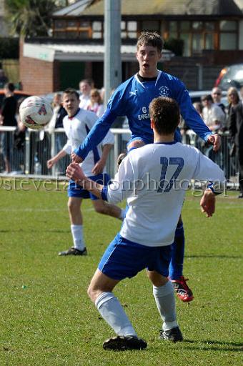 footie1026.jpg - (C)S.FARNDON