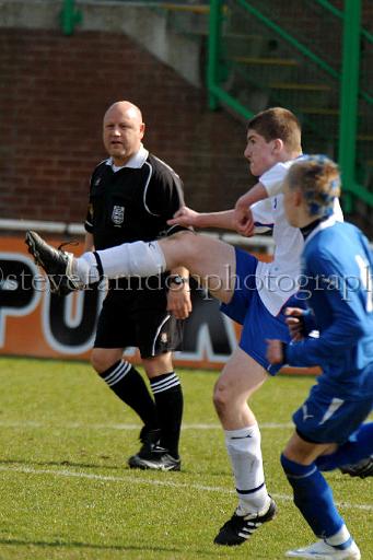 footie1042.jpg - (C)S.FARNDON