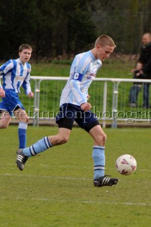 footie2032.jpg - (C)S.FARNDON