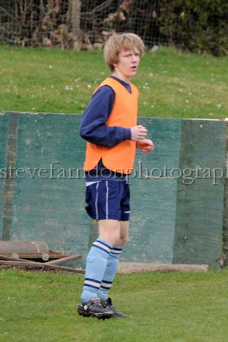 footie2057.jpg - (C)S.FARNDON