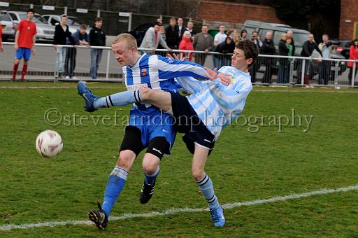 footie2064.jpg - (C)S.FARNDON