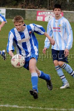 footie2082.jpg - (C)S.FARNDON