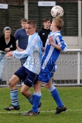 footie2084.jpg - (C)S.FARNDON