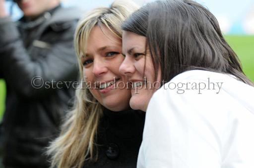 nursing441.jpg - (C)S.FARNDON