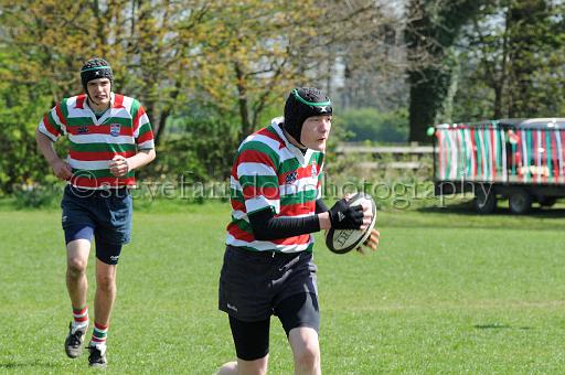 worth0770.jpg - (C)S.FARNDON