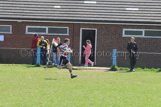 worth0788.jpg - (C)S.FARNDON