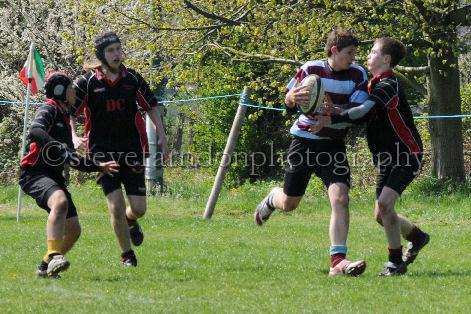worth0840.jpg - (C)S.FARNDON