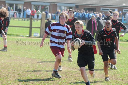 worth0945.jpg - (C)S.FARNDON