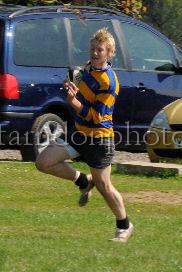 worth1038.jpg - (C)S.FARNDON