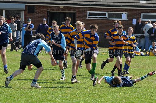 worth1073.jpg - (C)S.FARNDON