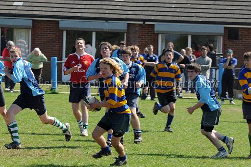 worth1077.jpg - (C)S.FARNDON