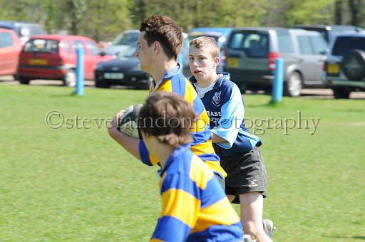 worth1083.jpg - (C)S.FARNDON