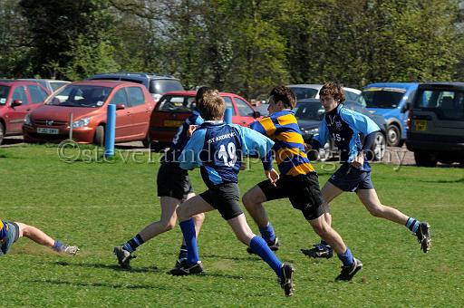 worth1103.jpg - (C)S.FARNDON