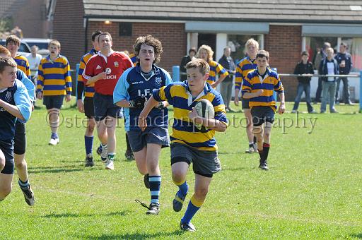 worth1110.jpg - (C)S.FARNDON