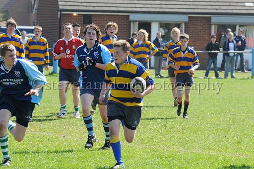 worth1111.jpg - (C)S.FARNDON