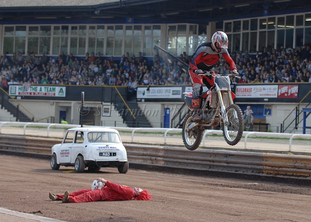 scotmay021.JPG - (c)S_FARNDON